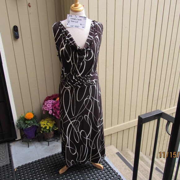 #458  NEW WOMAN'S LONG BROWN DRESS BY JESSICA HOWARD  (SIZE 16W) - Picture 3 of 3
